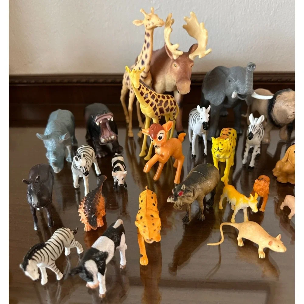 Jungle Animals Rhinos, Monkeys, Hyenas, Tigers, Elephant, Zebras‎ Lot of 47